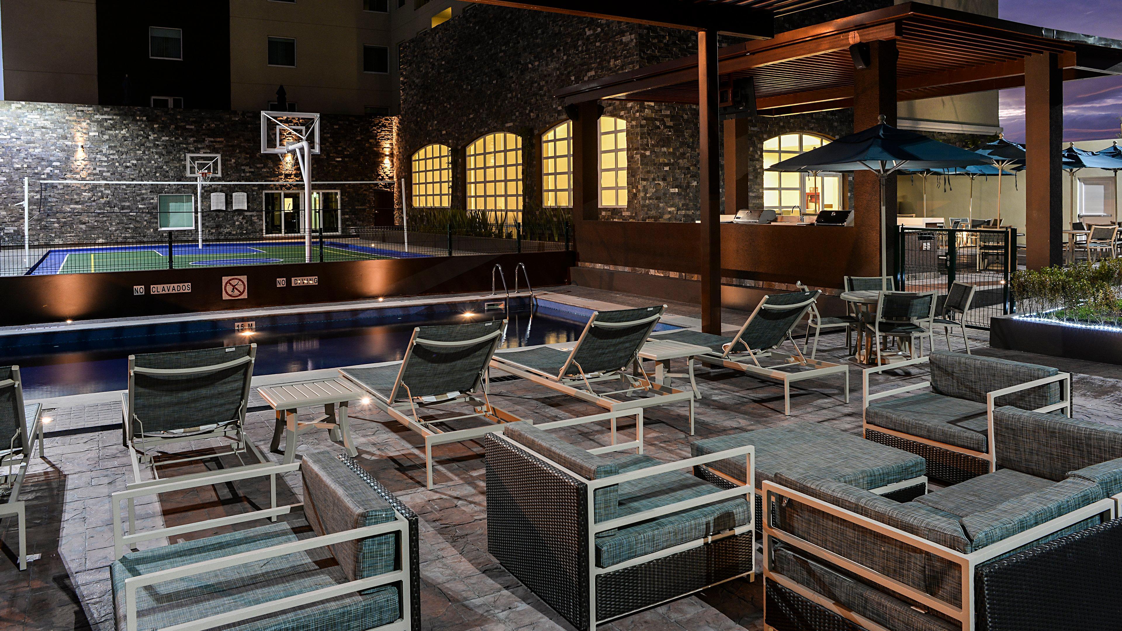 Staybridge Suites Puebla By Ihg Екстер'єр фото